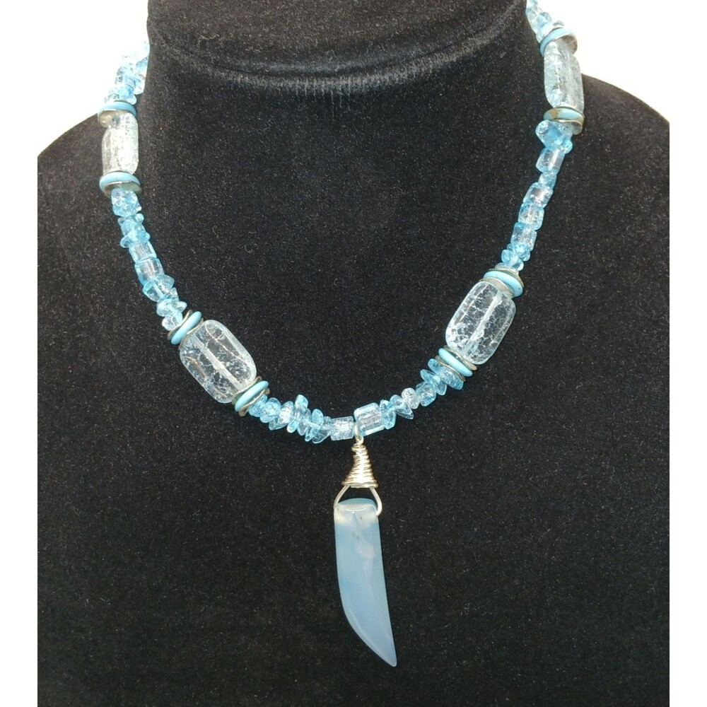 Blue Dyed Quartz Necklace Tooth Shaped Pendant Beaded Beachy Handmade 16.5 in